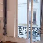 Modern Studio Near Montmartre & Opera